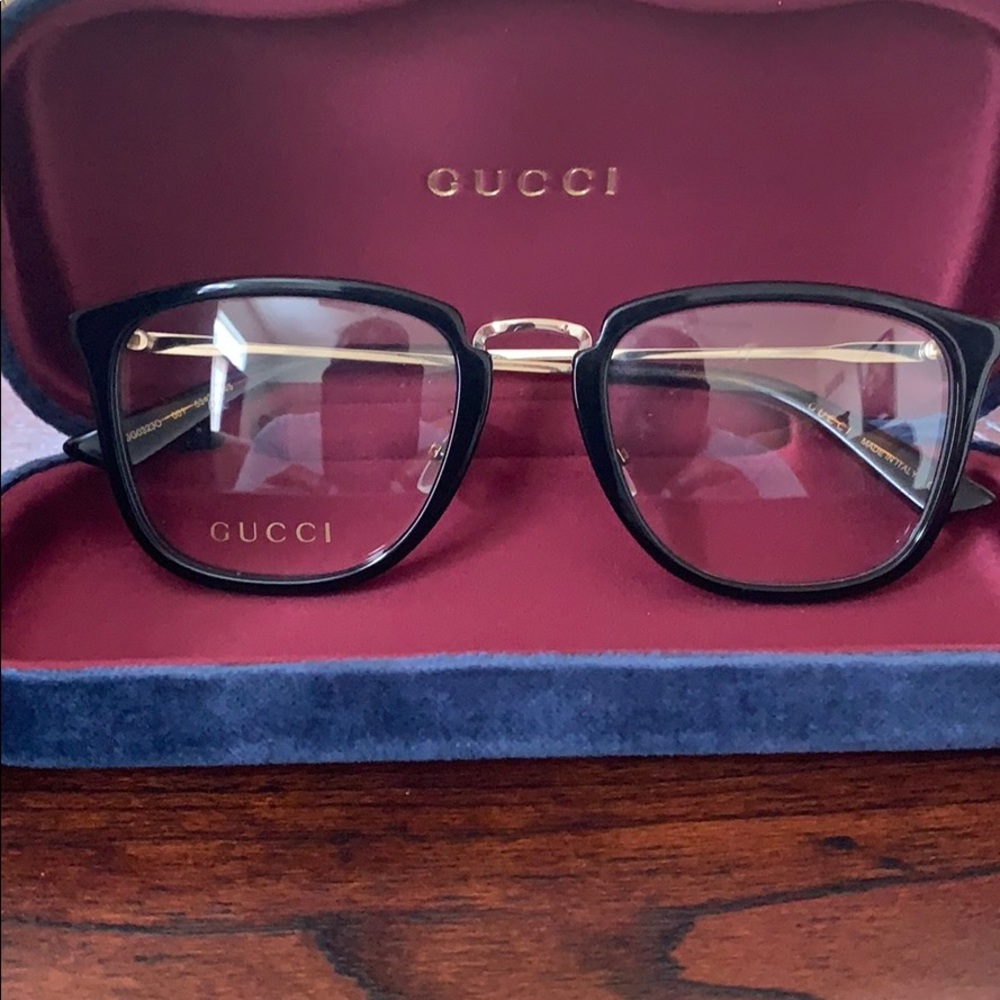 Gucci glasses